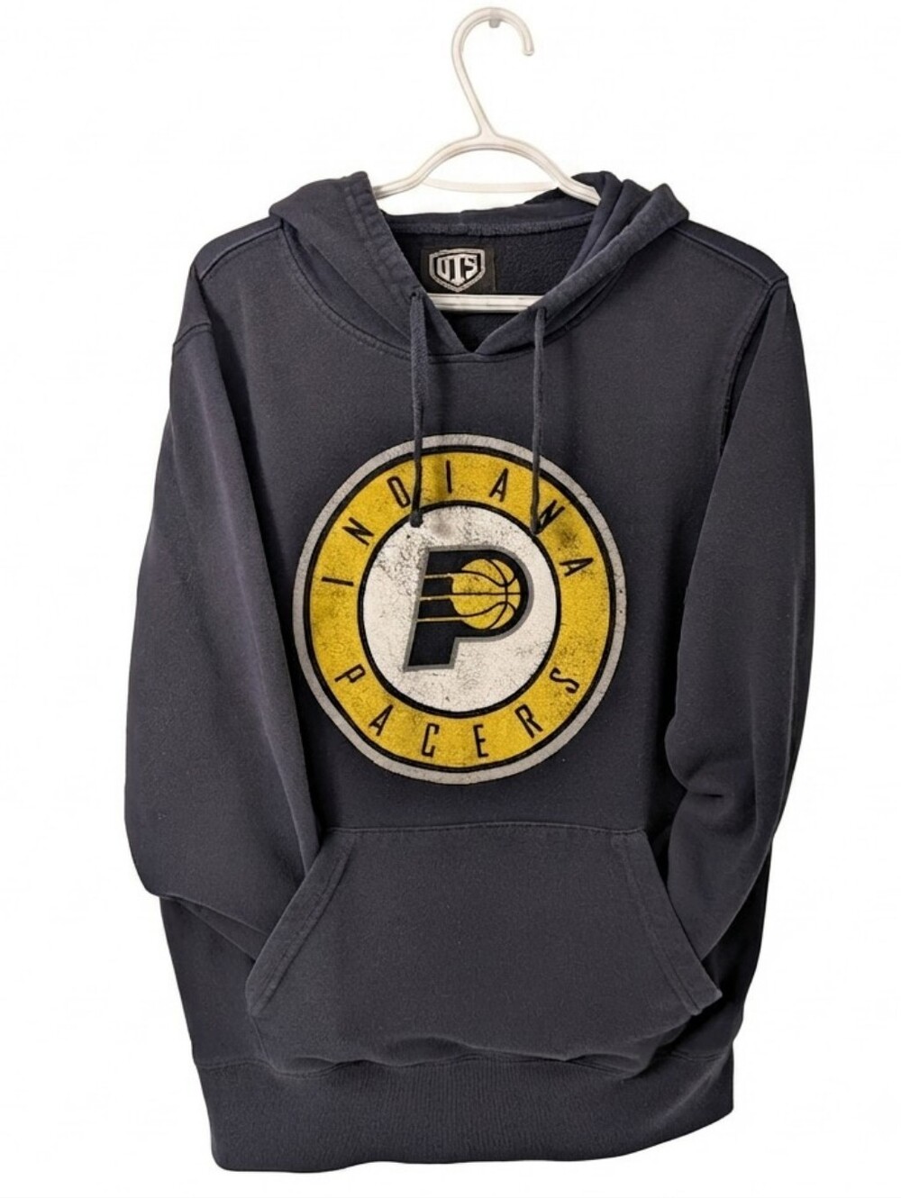 Indiana Pacers Navy Pullover Hoodie Sweatshirt (Good Condition)